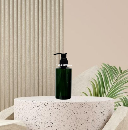 Sản phẩm Chai mỹ phẩm 150ml lùn màu xanh